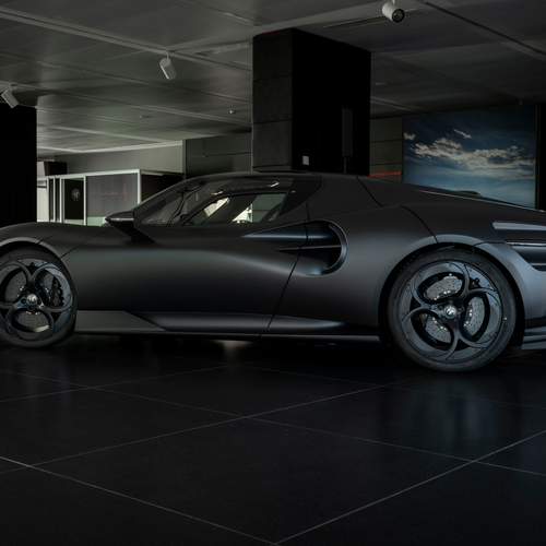 2026 Alfa Romeo 33 Stradale Perla Nera Side View